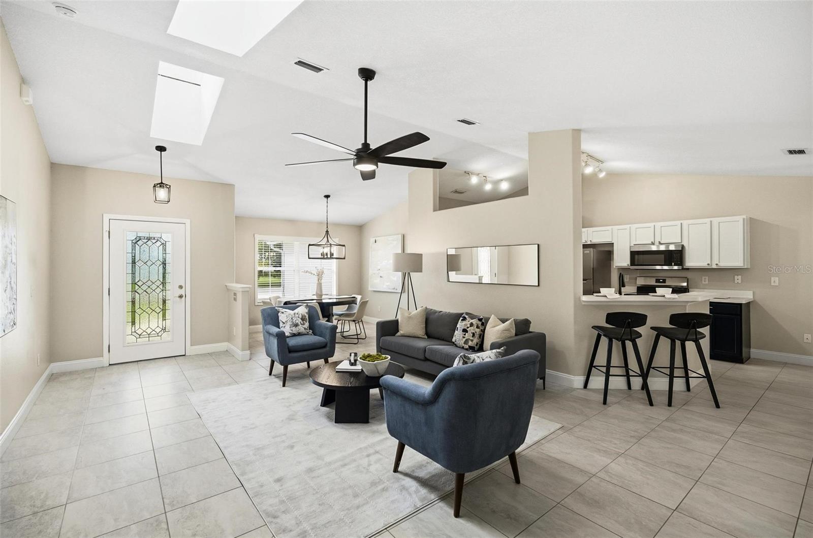 55 RIPPLING BROOK DR