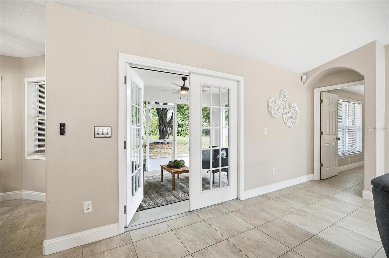 55 RIPPLING BROOK DR