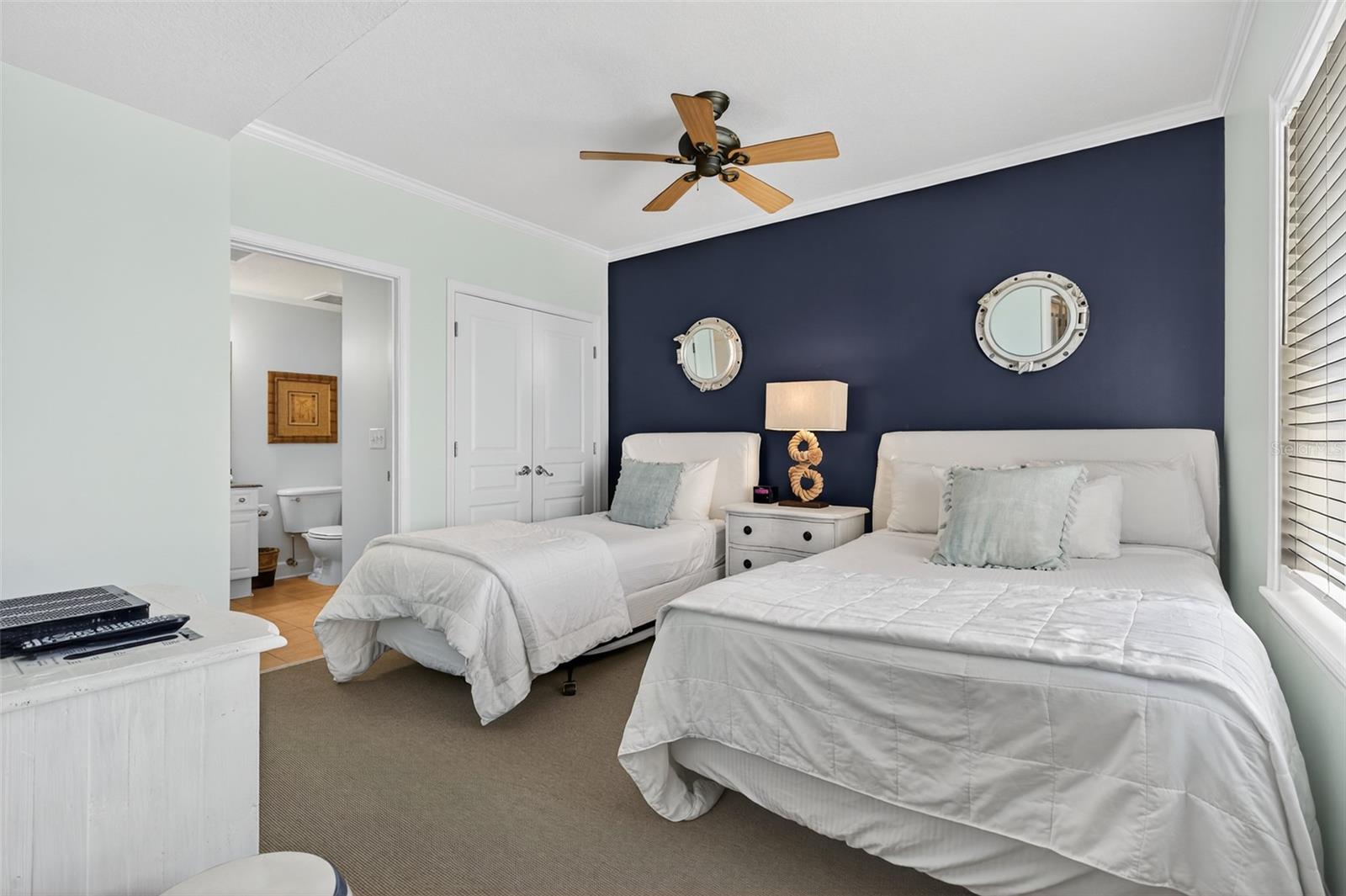 200 OCEAN CREST DRIVE #605