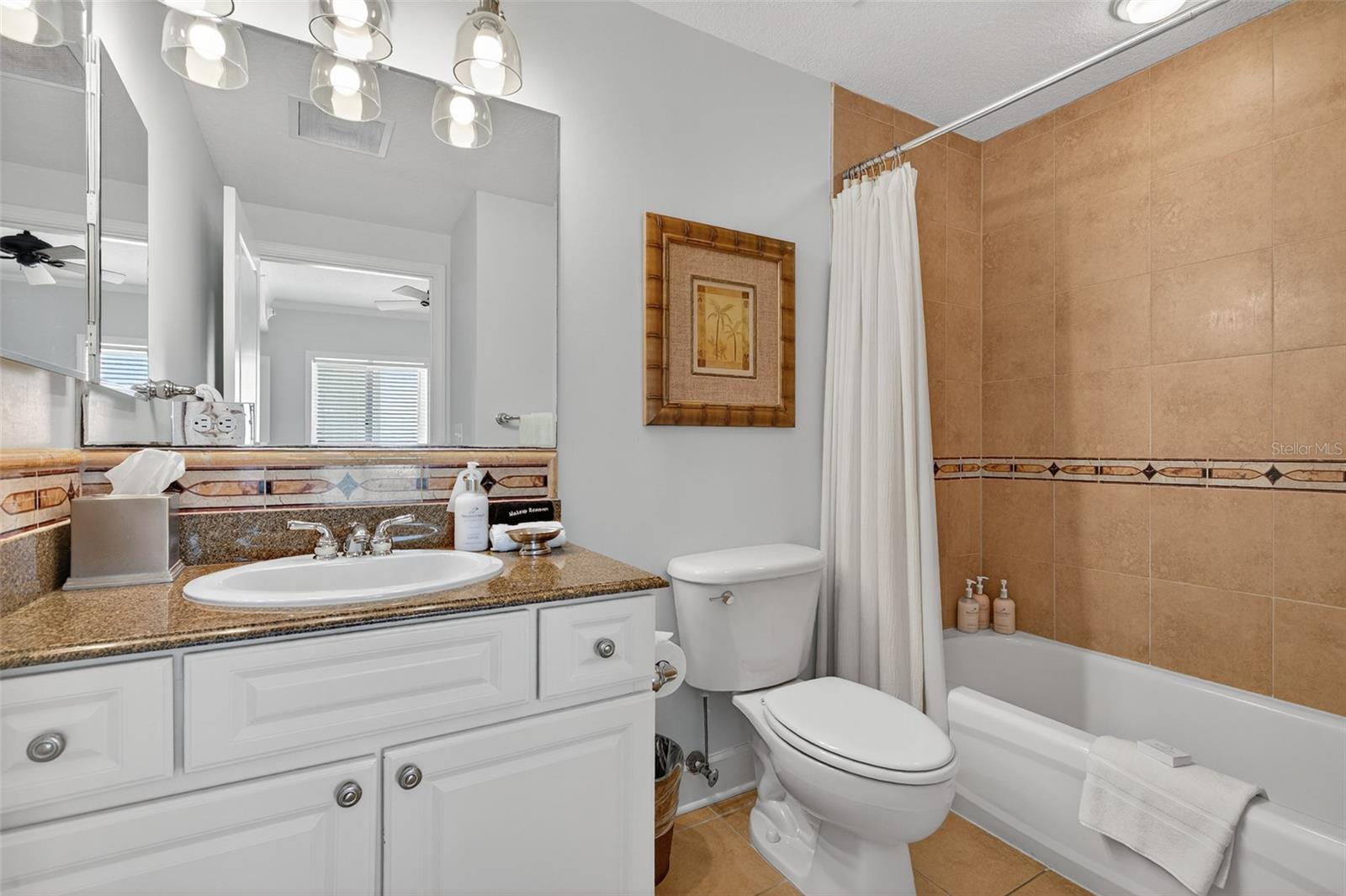 200 OCEAN CREST DRIVE #605