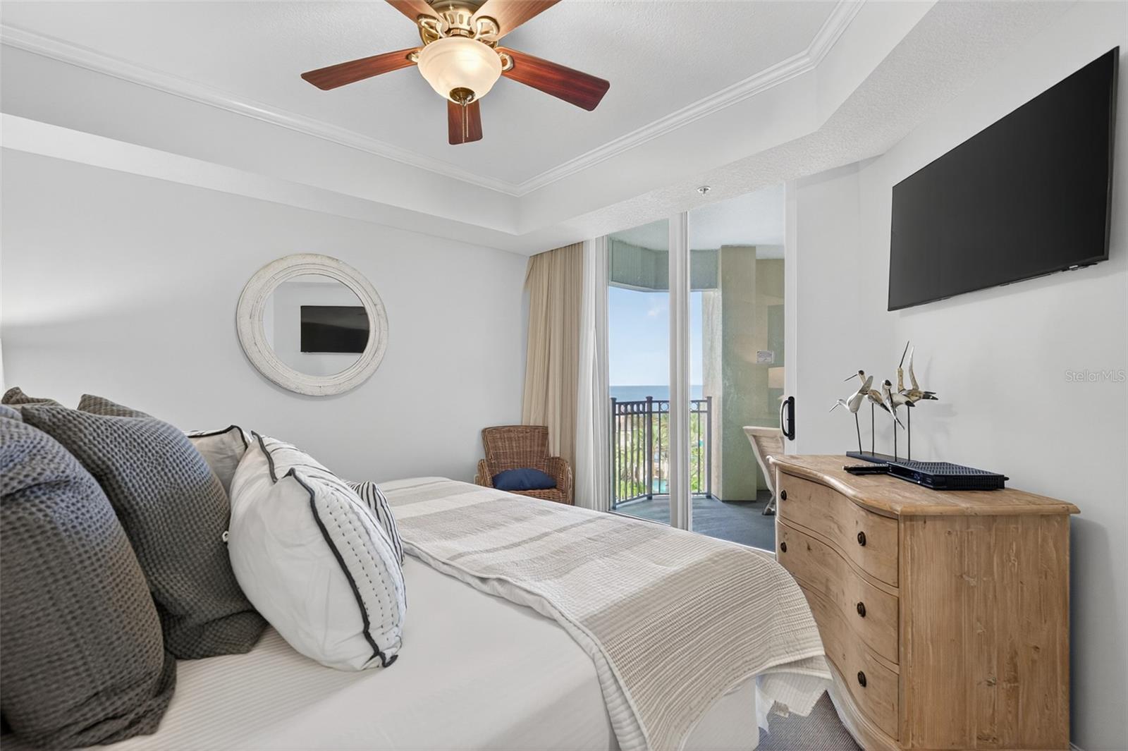 200 OCEAN CREST DRIVE #605