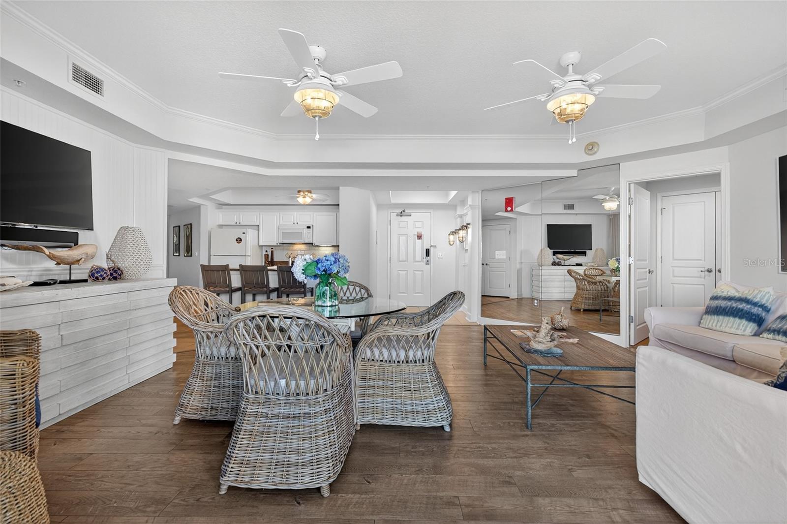 200 OCEAN CREST DRIVE #605