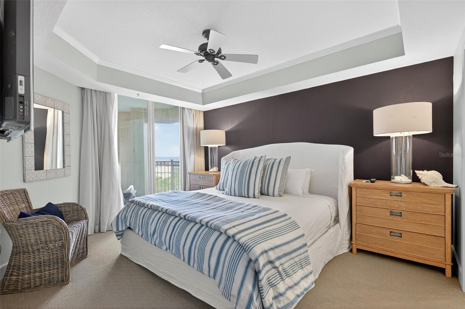 200 OCEAN CREST DRIVE #605