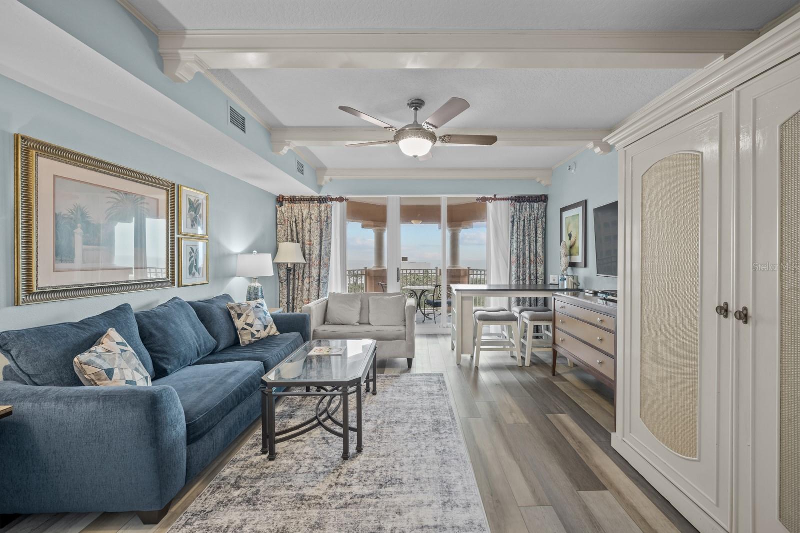 200 OCEAN CREST DR #624