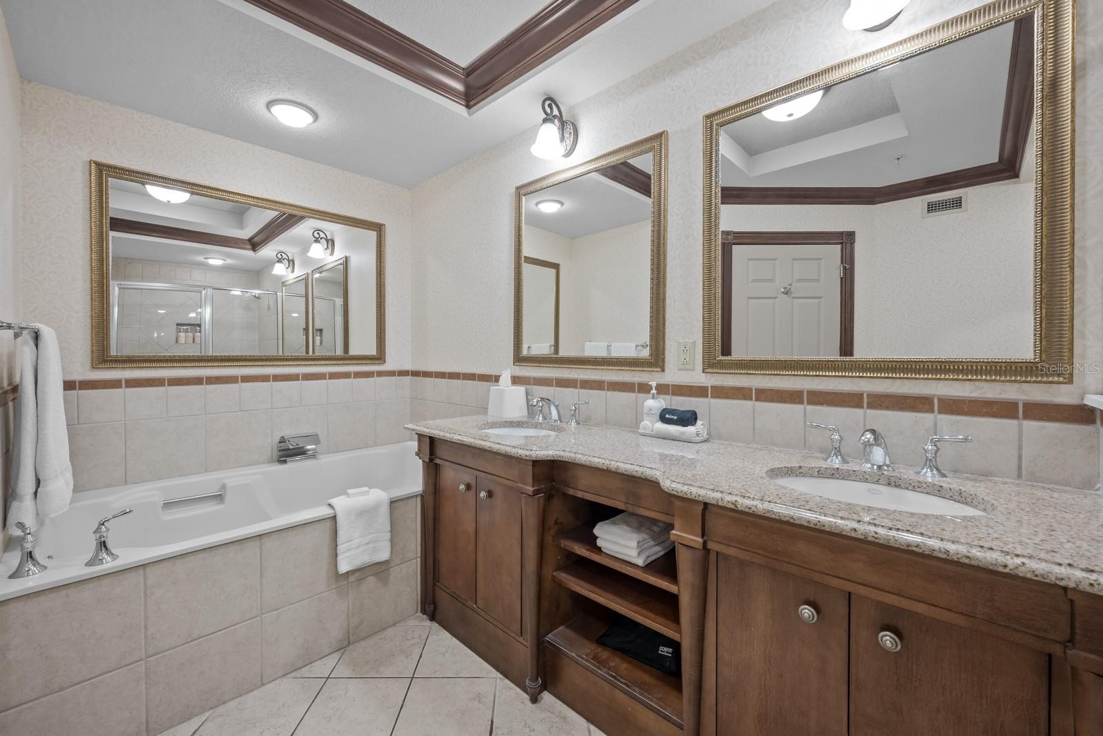 200 OCEAN CREST DR #624