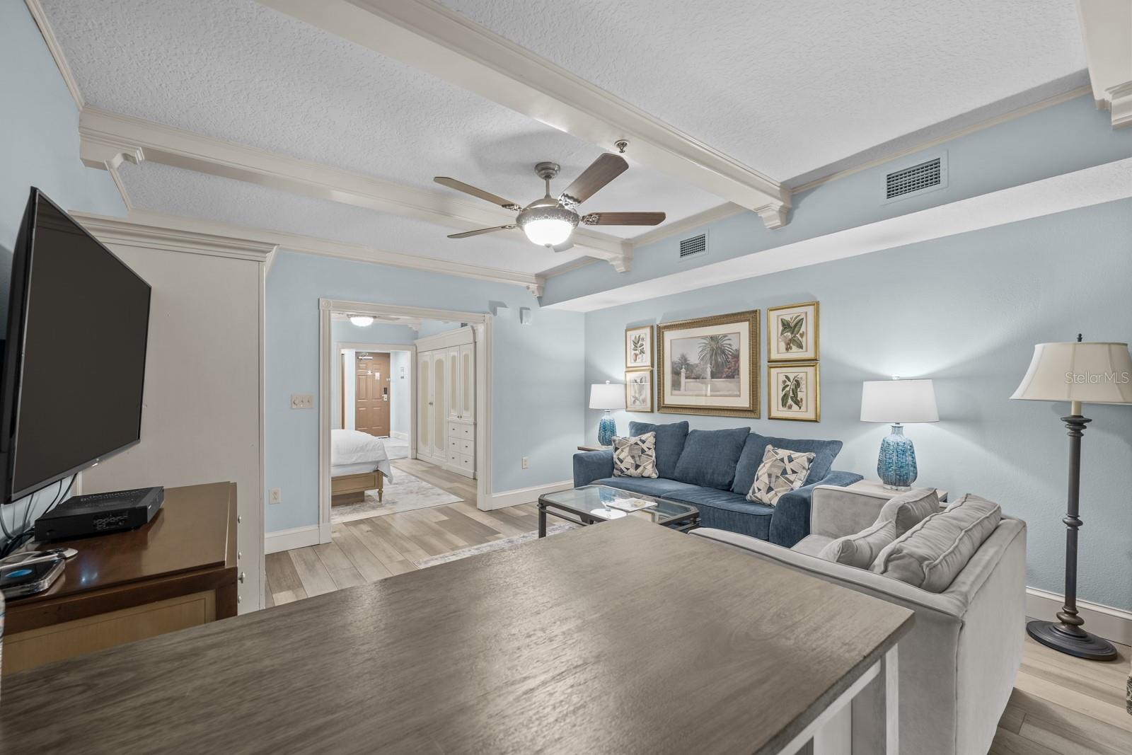 200 OCEAN CREST DR #624