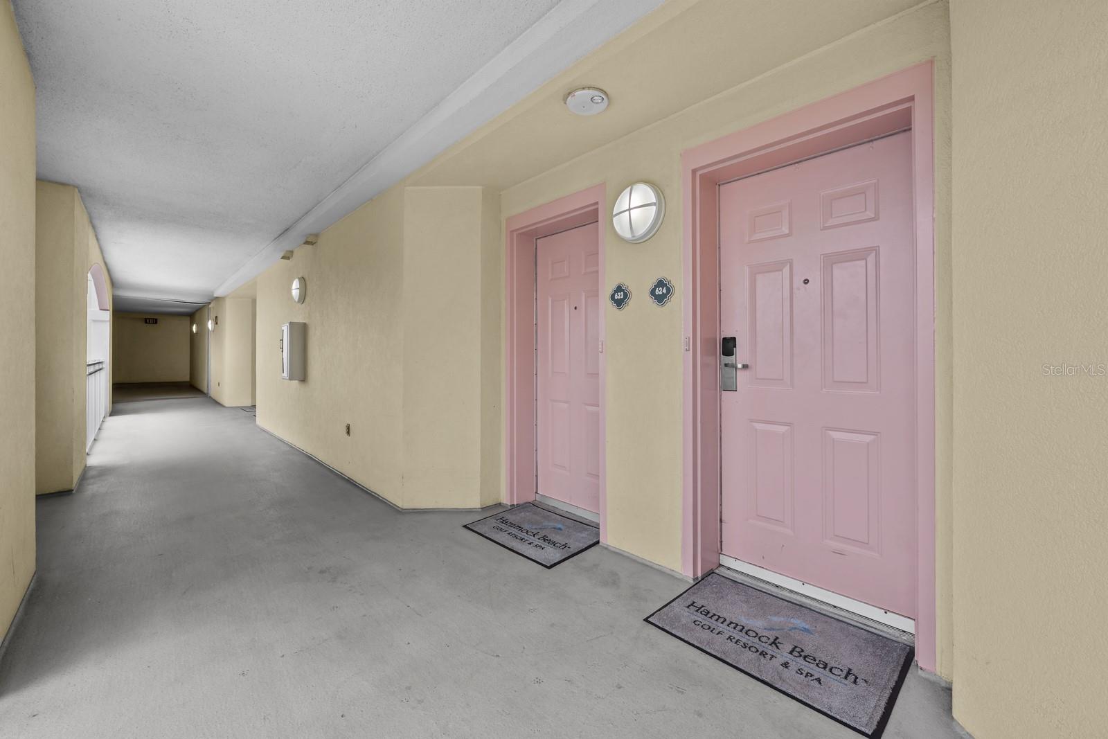 200 OCEAN CREST DR #624