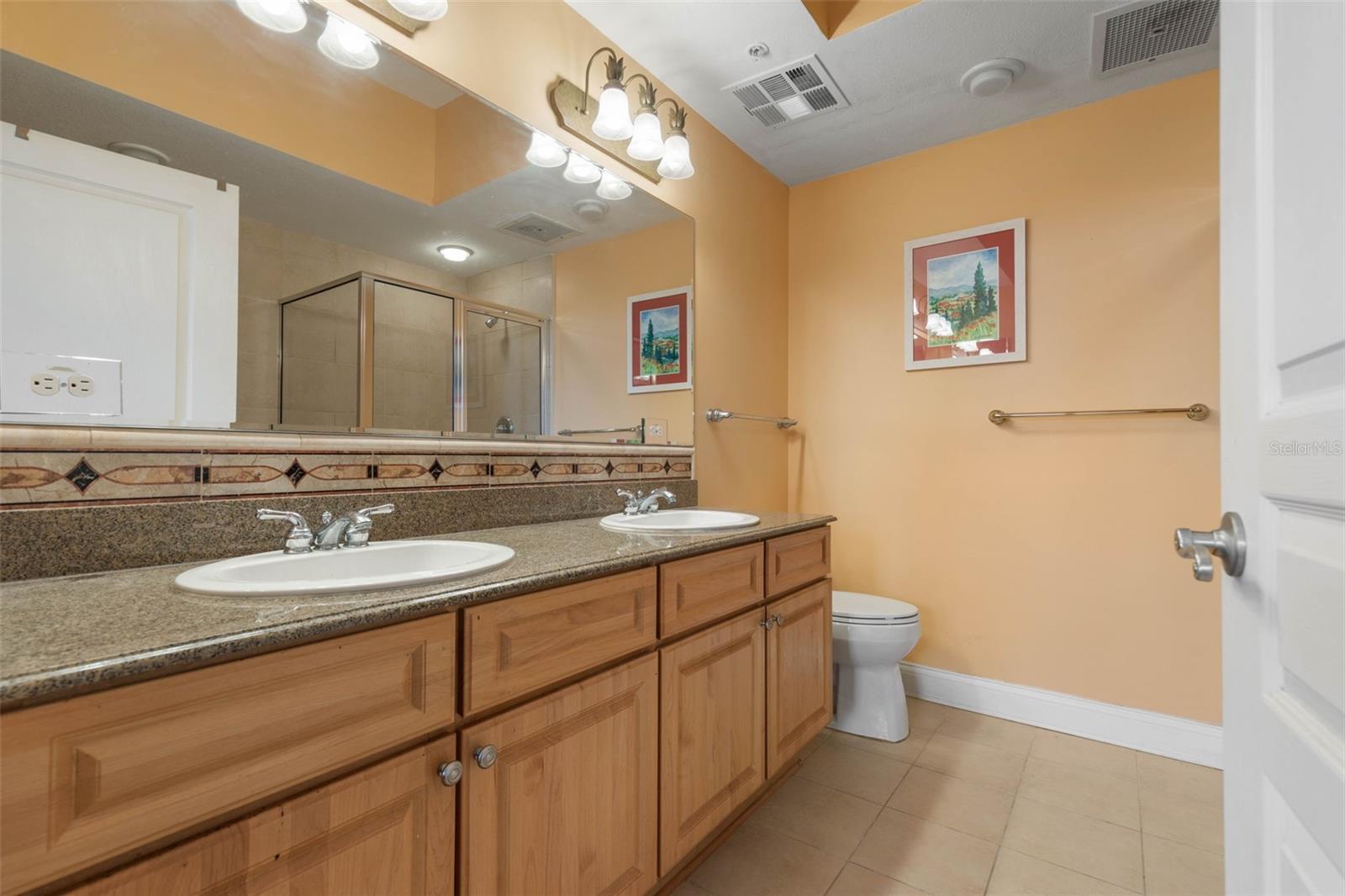 200 OCEAN CREST DR #109