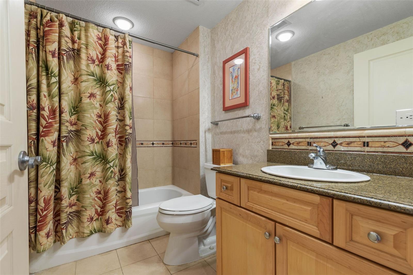 200 OCEAN CREST DR #109