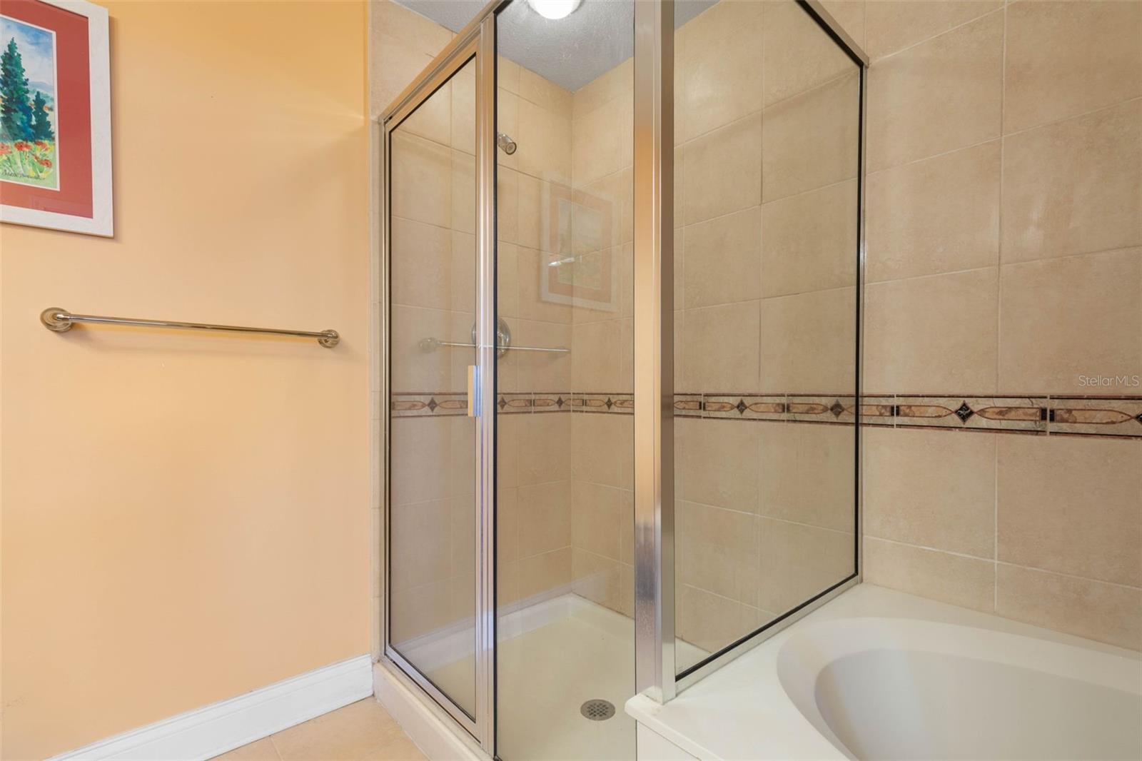 200 OCEAN CREST DR #109