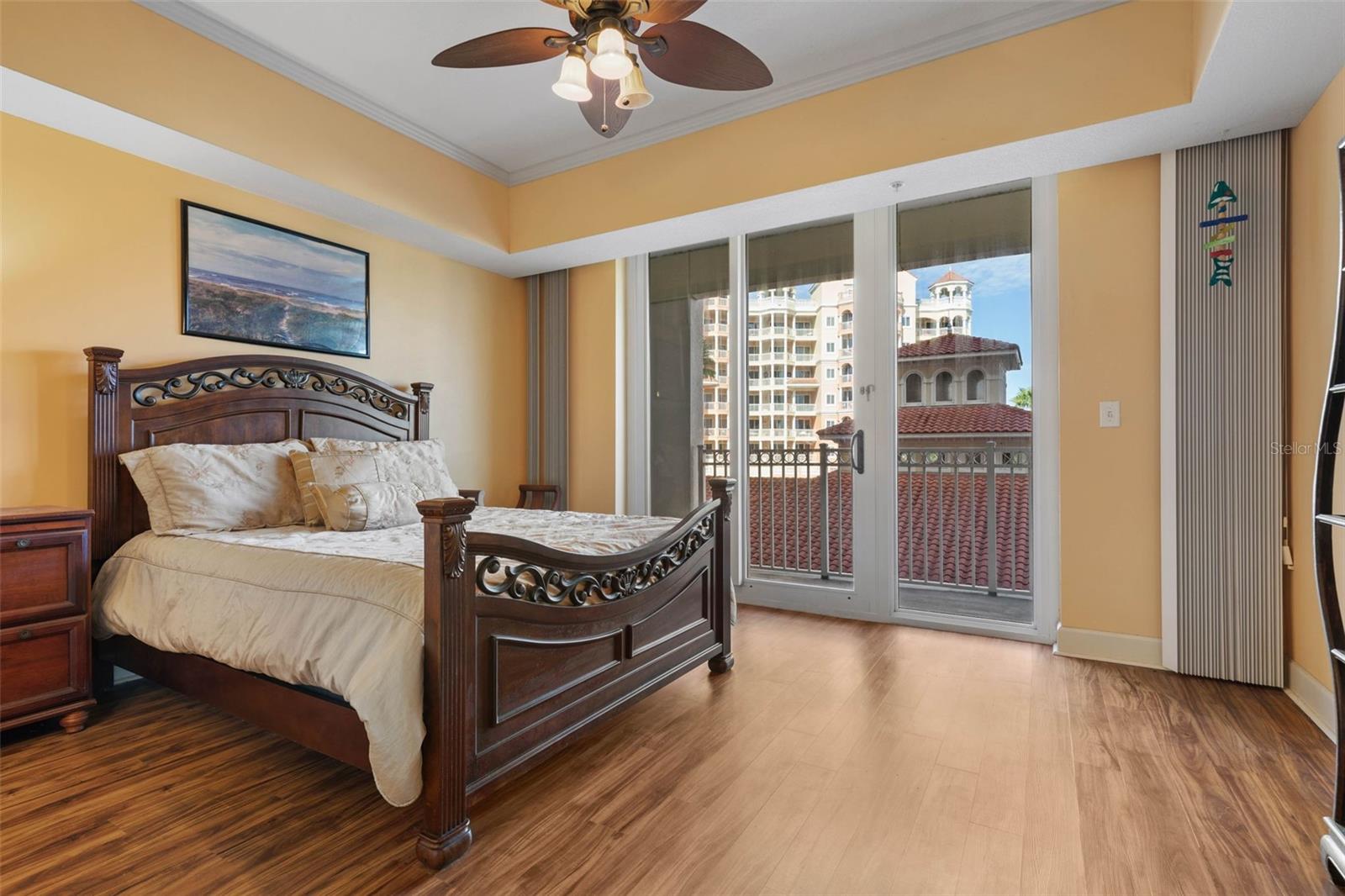 200 OCEAN CREST DR #109