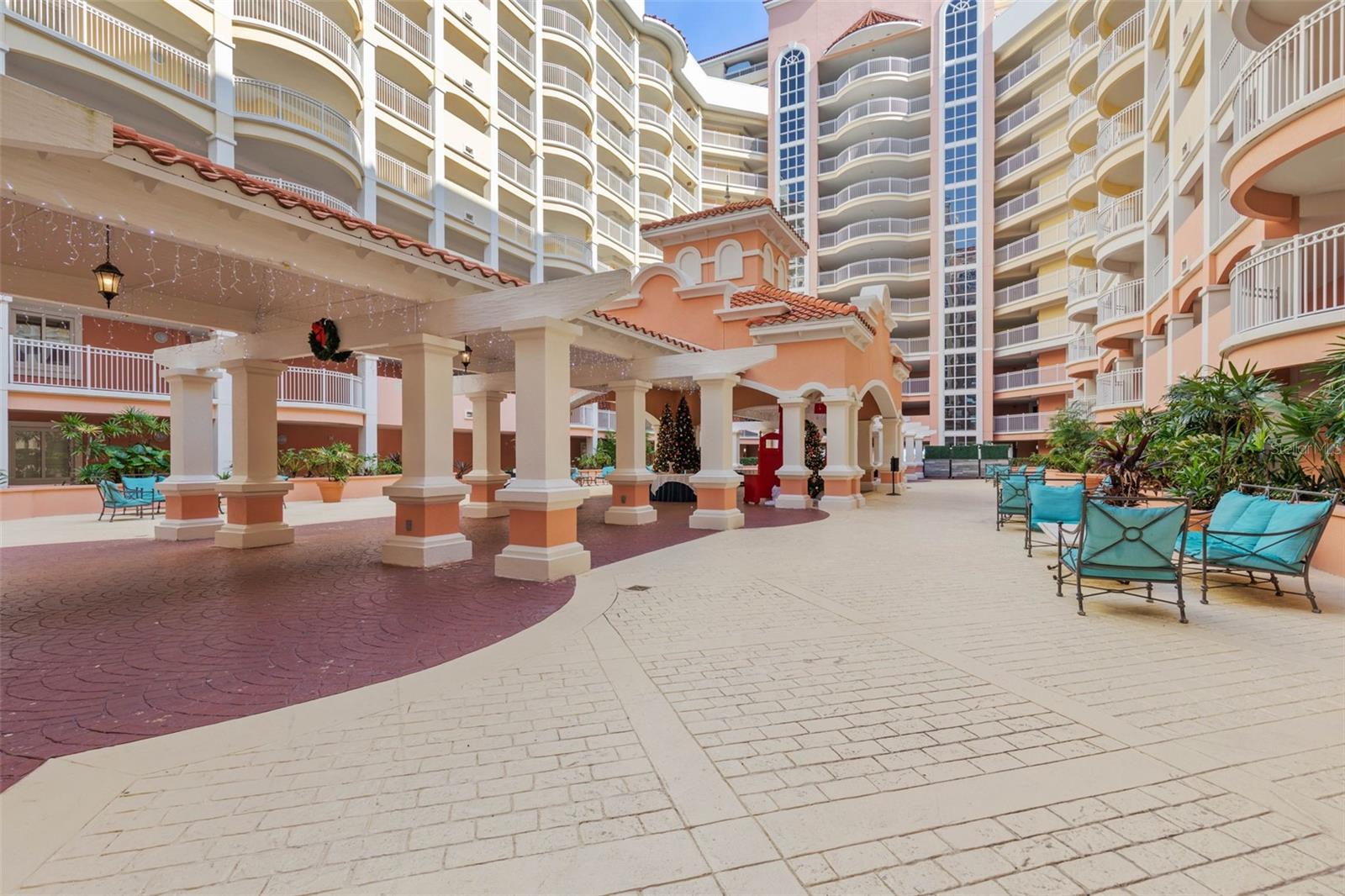 200 OCEAN CREST DR #109