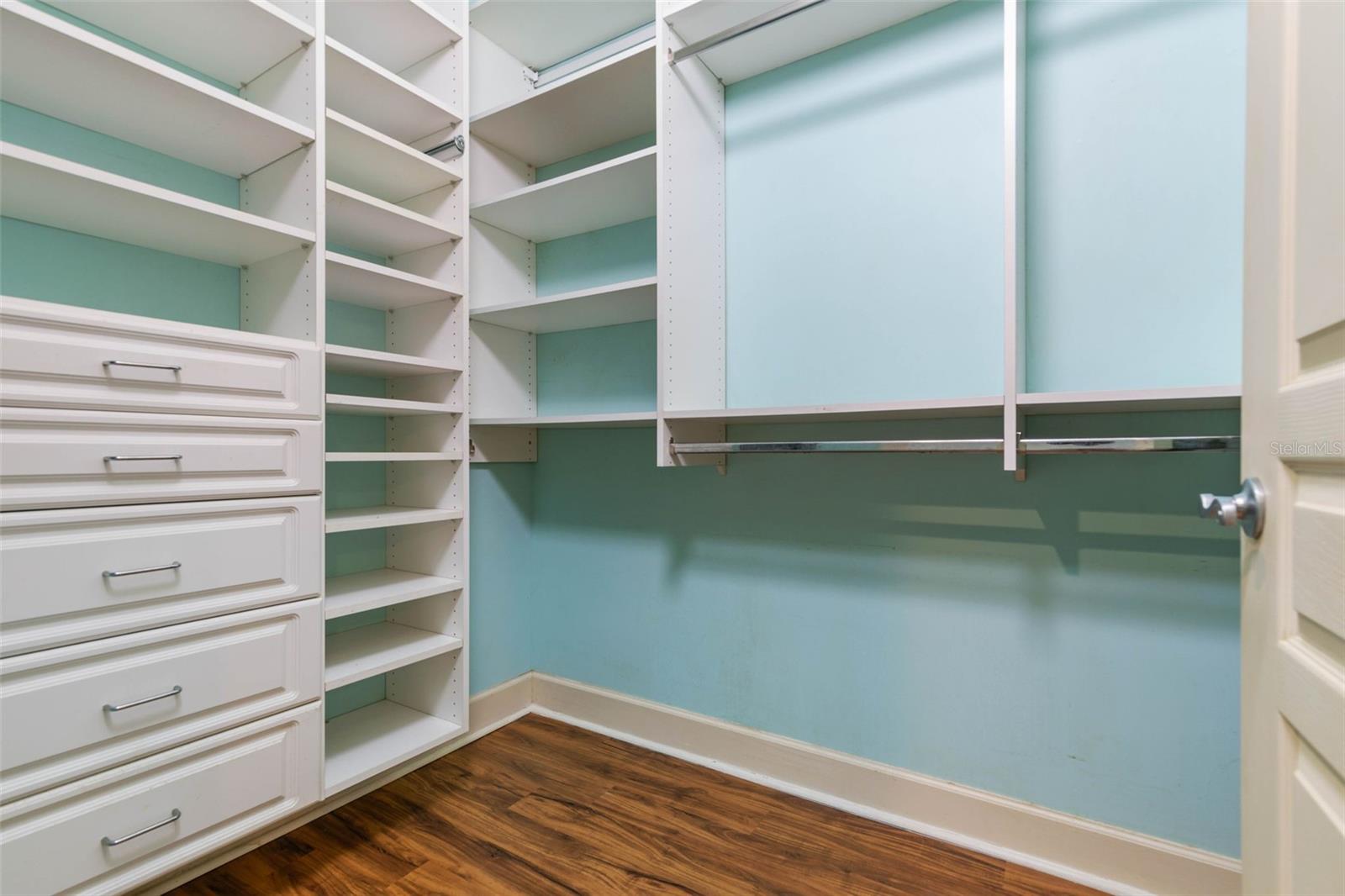 200 OCEAN CREST DR #109