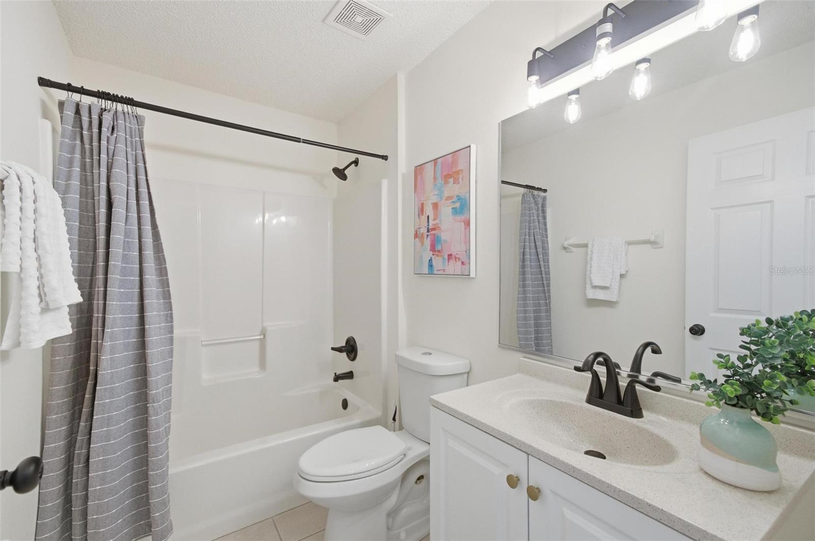 15 PINELAND LN