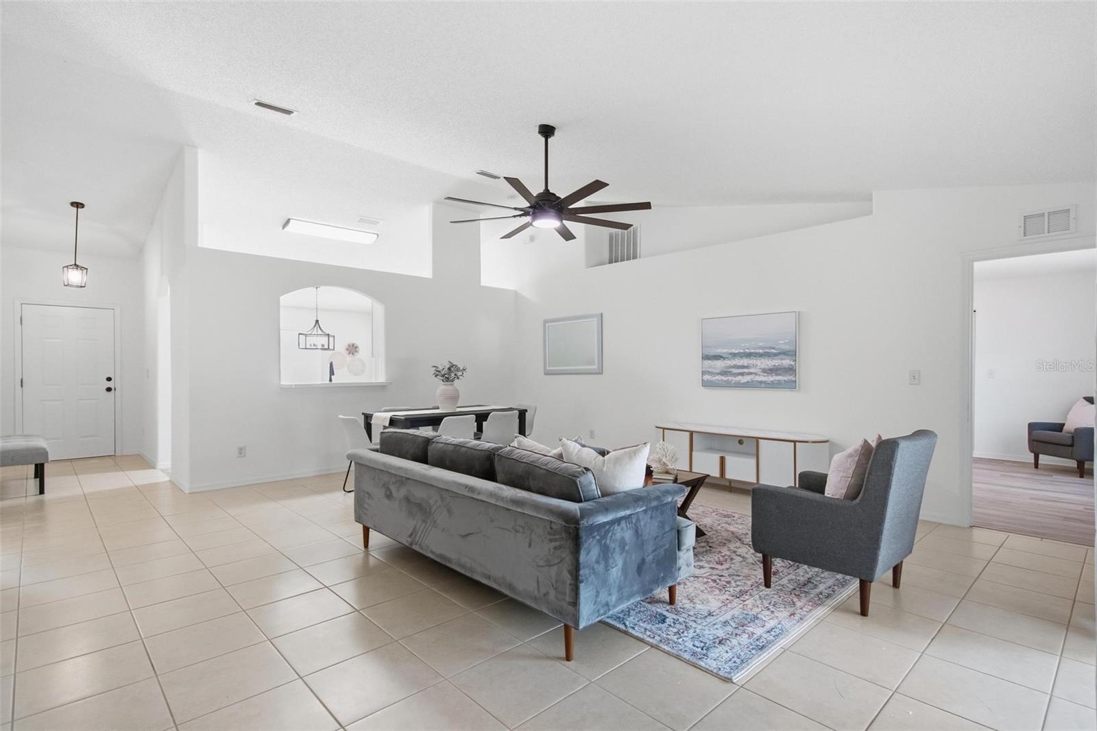 15 PINELAND LN