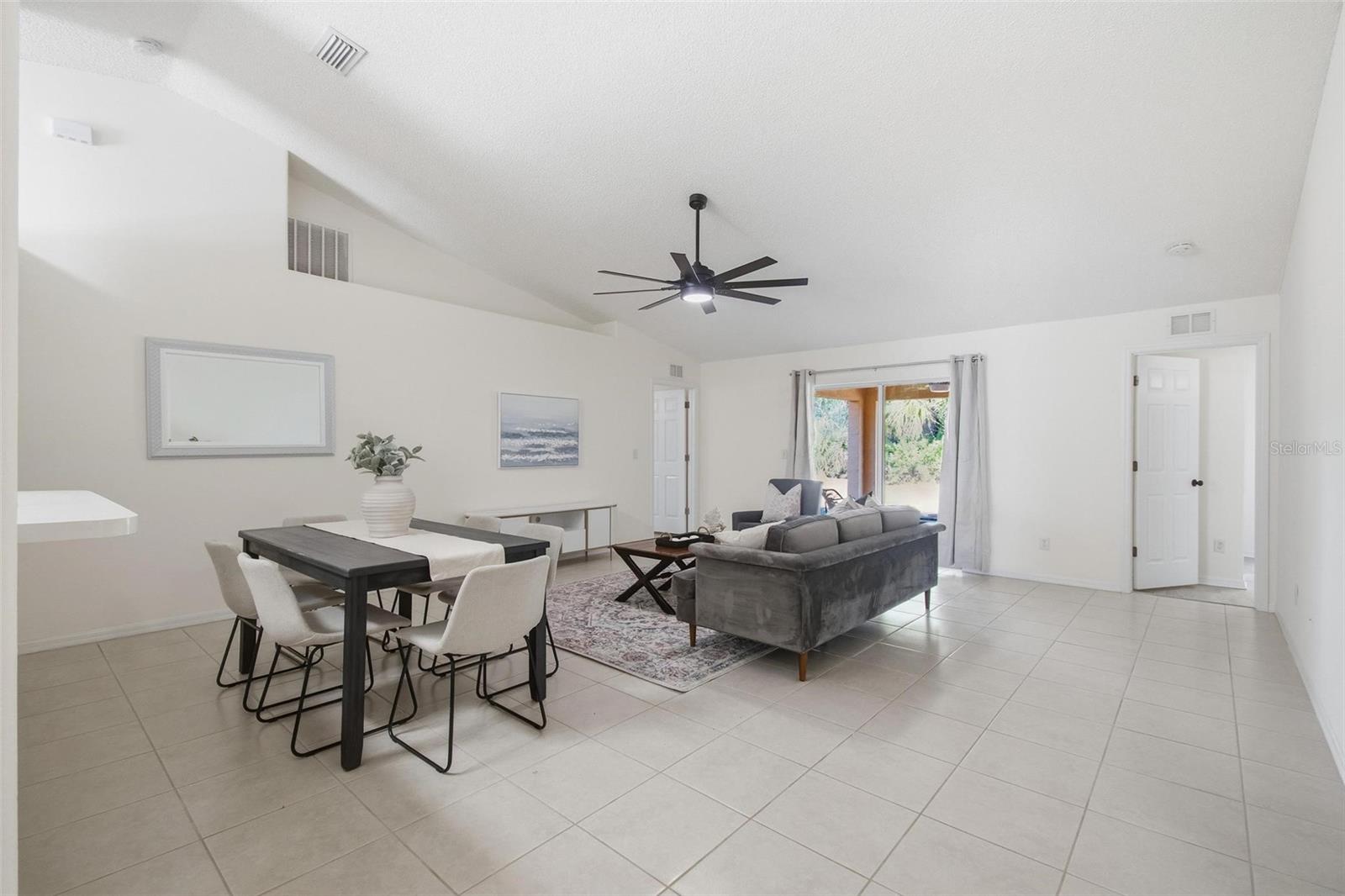 15 PINELAND LN
