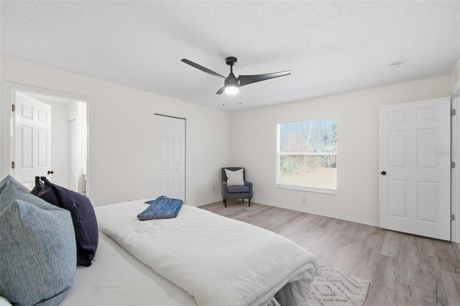 15 PINELAND LN