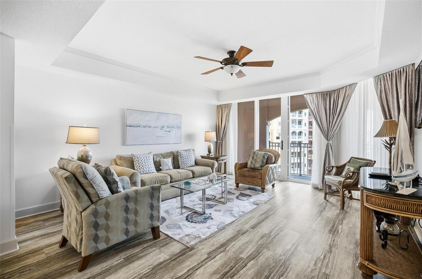 200 OCEAN CREST DR #707