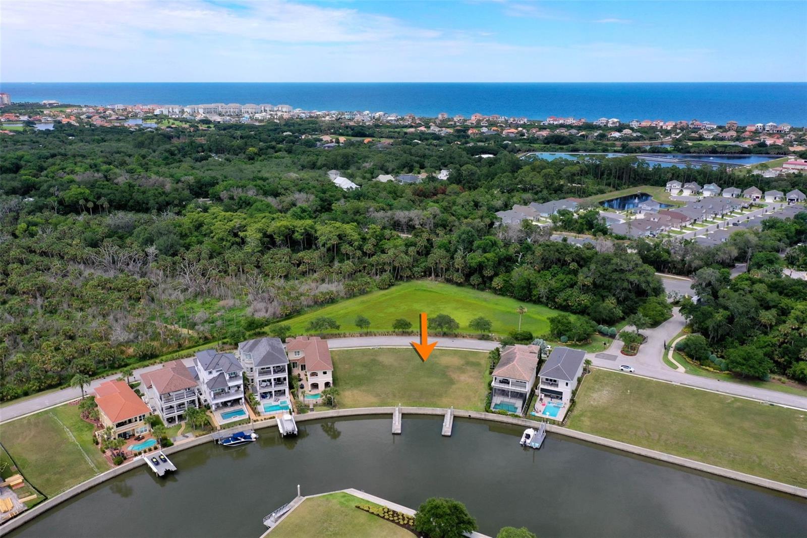 318 HARBOR VILLAGE PT N