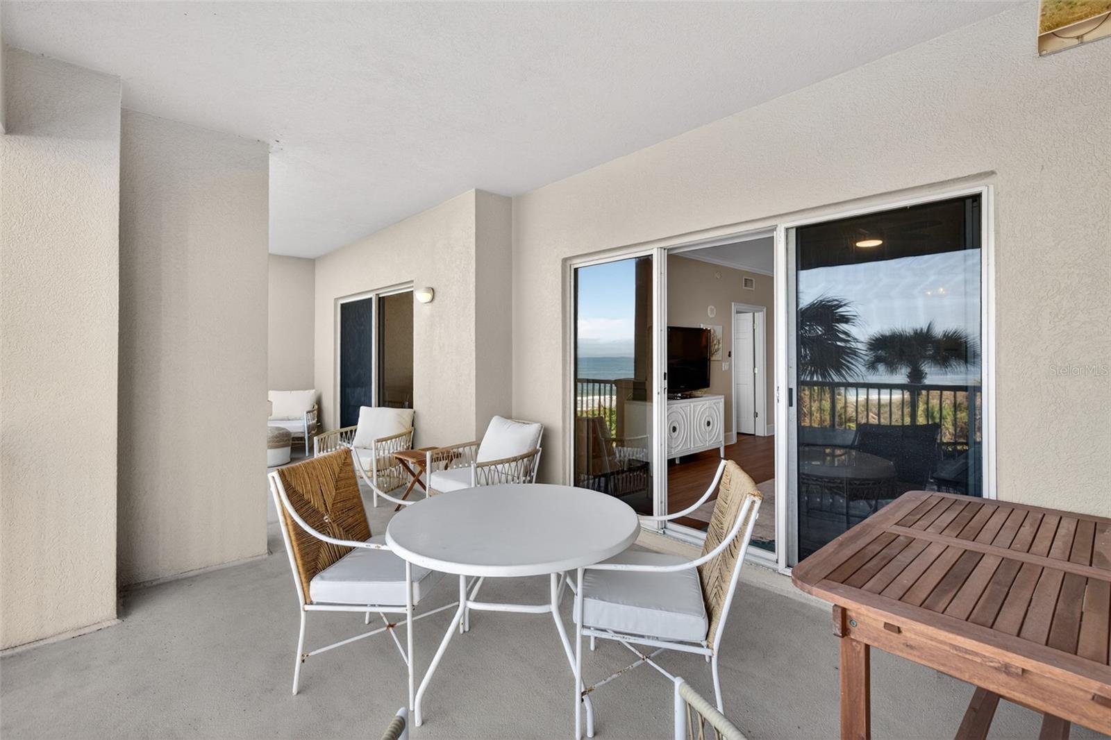 15 AVENUE DE LA MER #2204