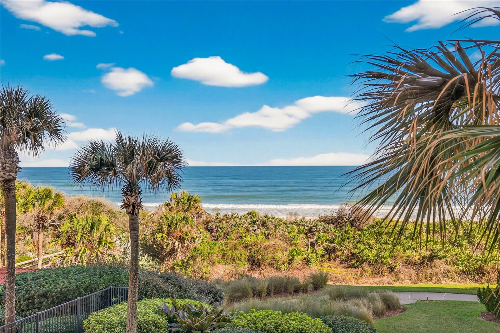 15 AVENUE DE LA MER #2204