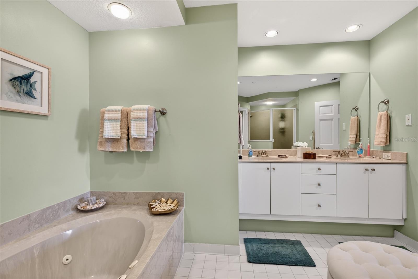 15 AVENUE DE LA MER #2204