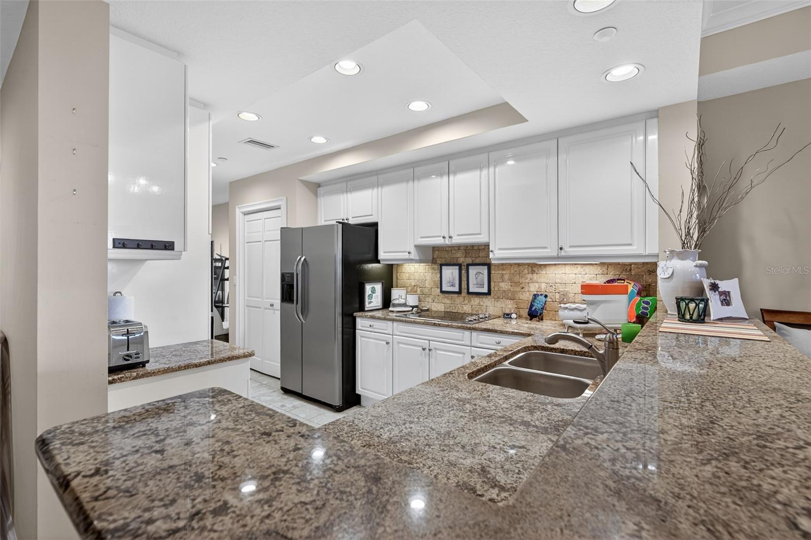 15 AVENUE DE LA MER #2204