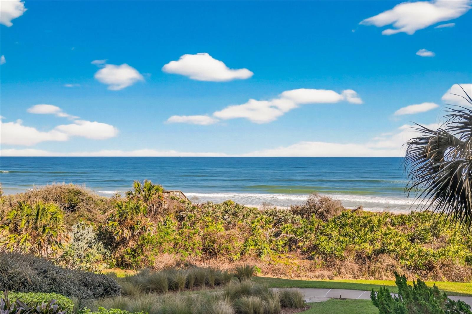 15 AVENUE DE LA MER #2204