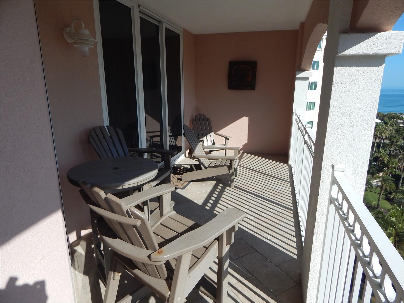 200 OCEAN CREST DR #717