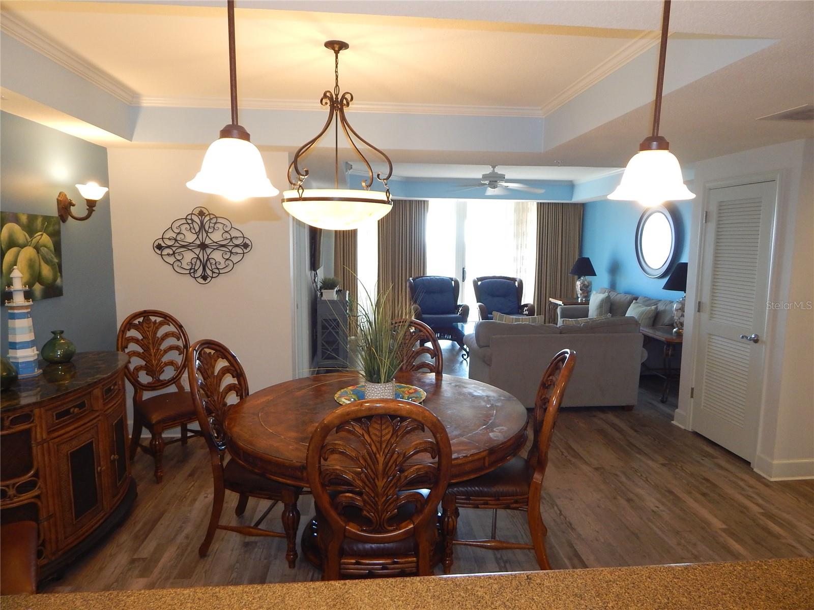 200 OCEAN CREST DR #717