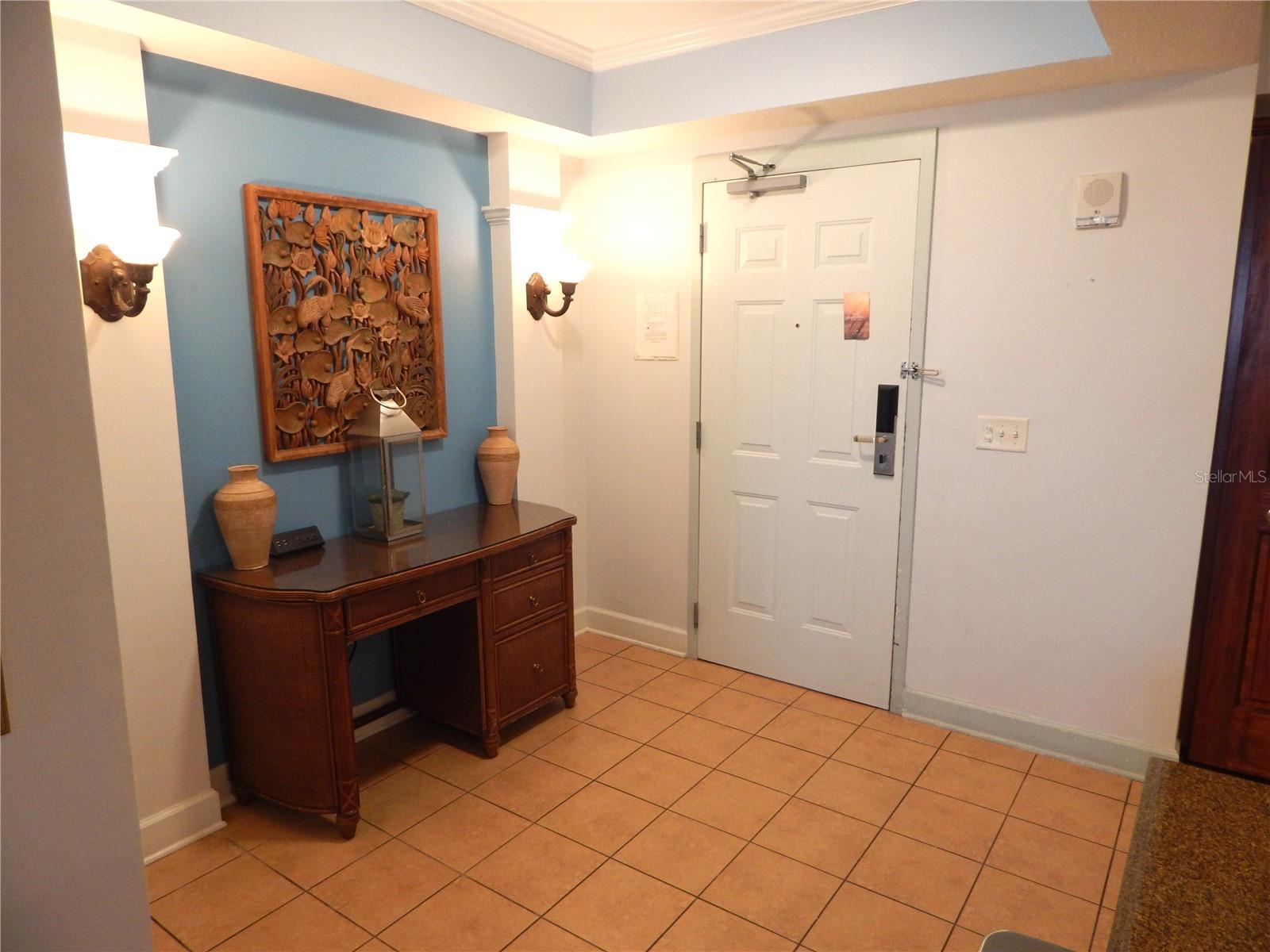 200 OCEAN CREST DR #717