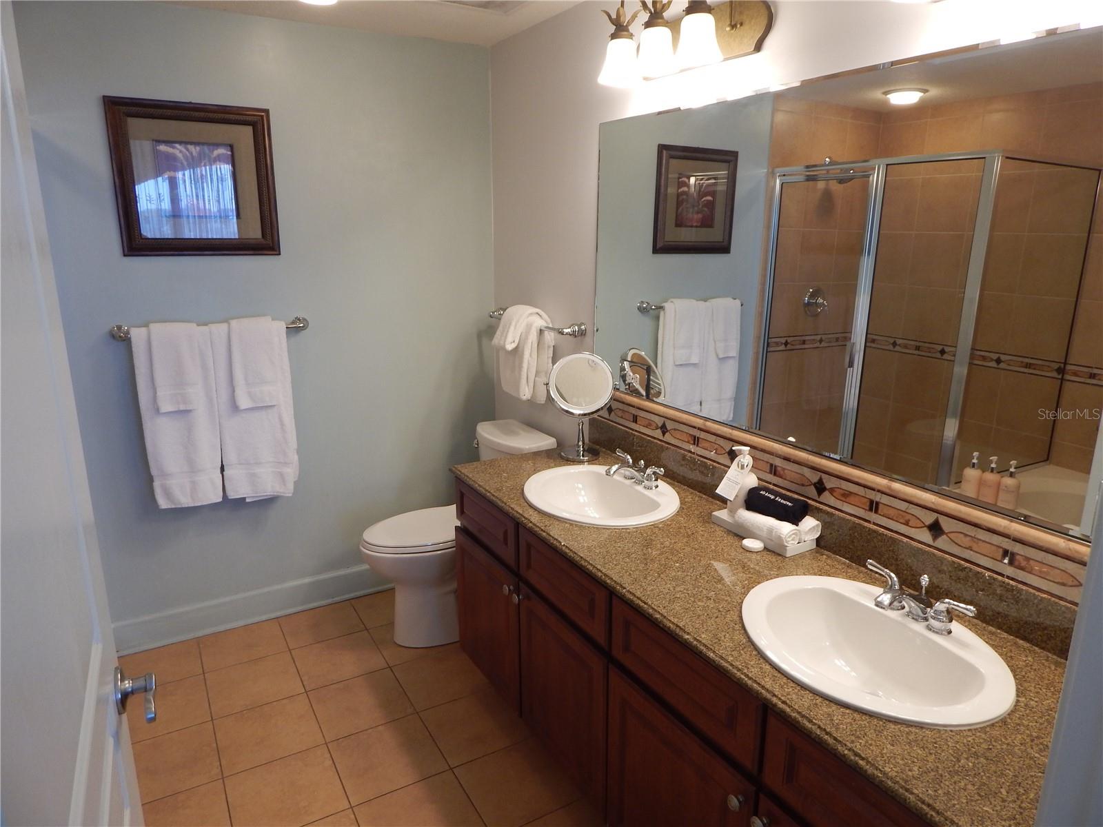 200 OCEAN CREST DR #717