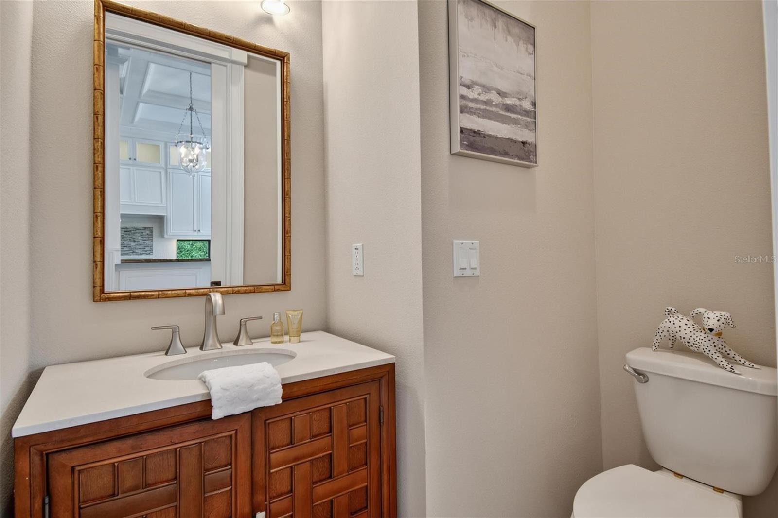 259 YACHT HARBOR DR