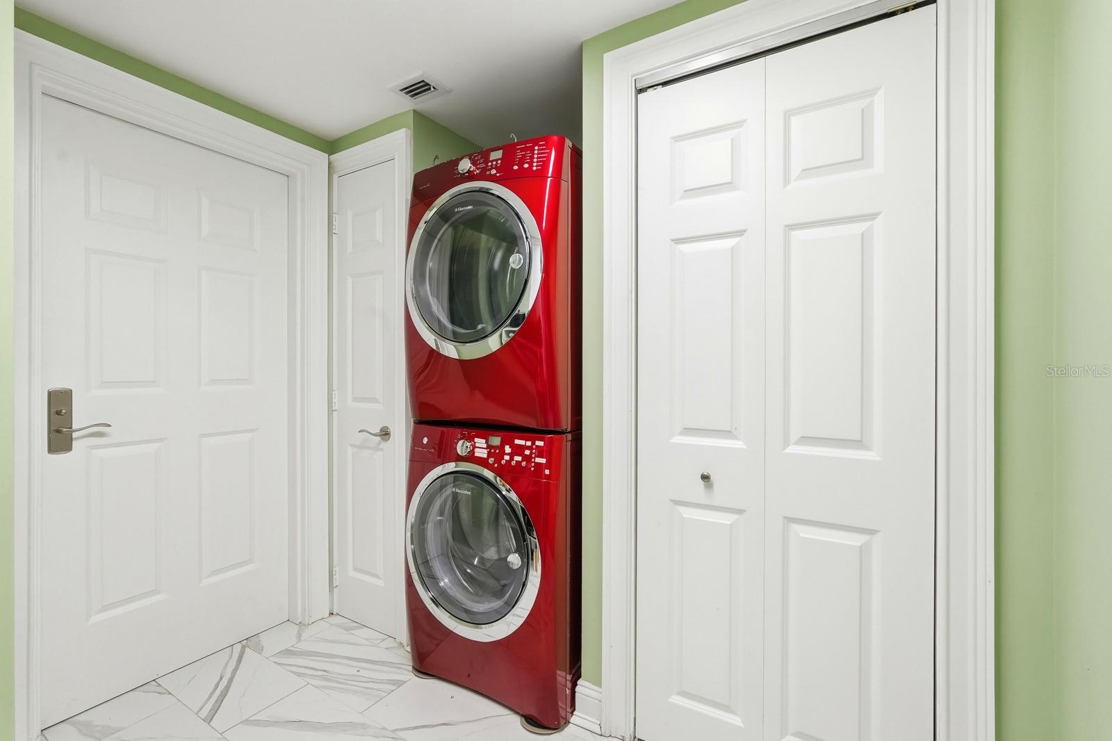 7 AVENUE DE LA MER #706