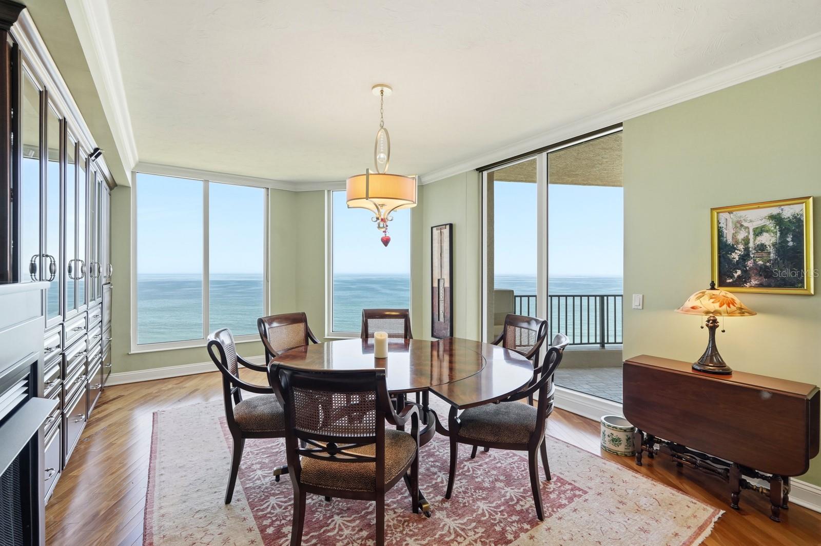 7 AVENUE DE LA MER #706