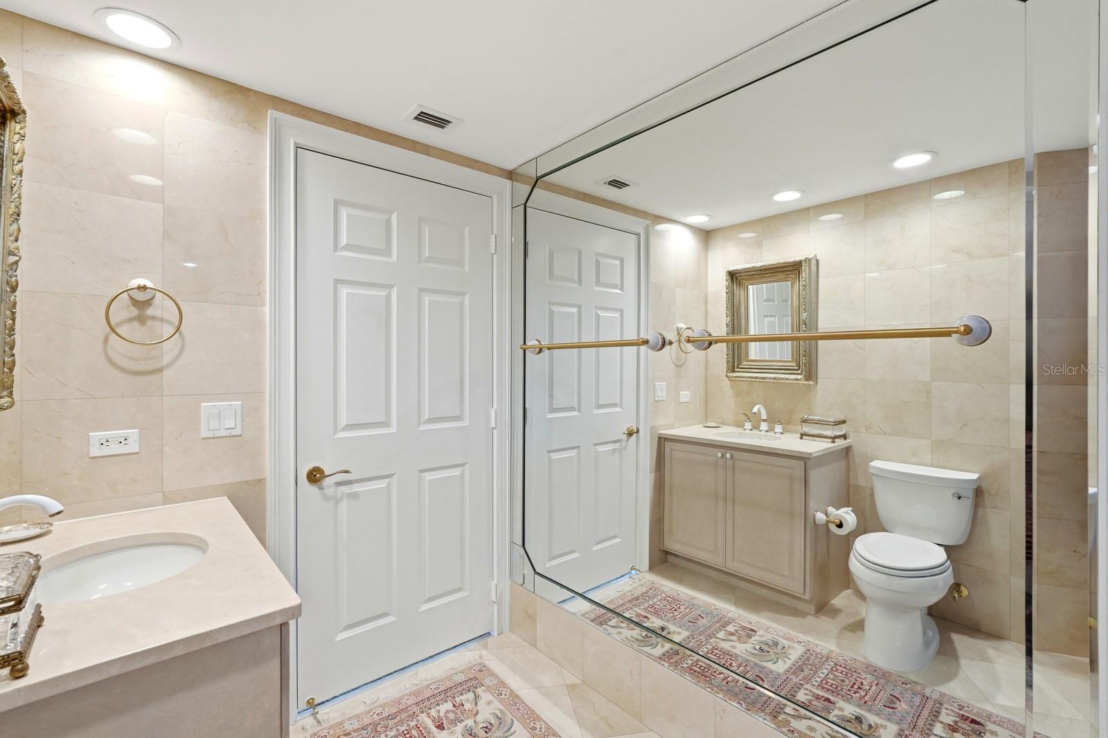 7 AVENUE DE LA MER #706