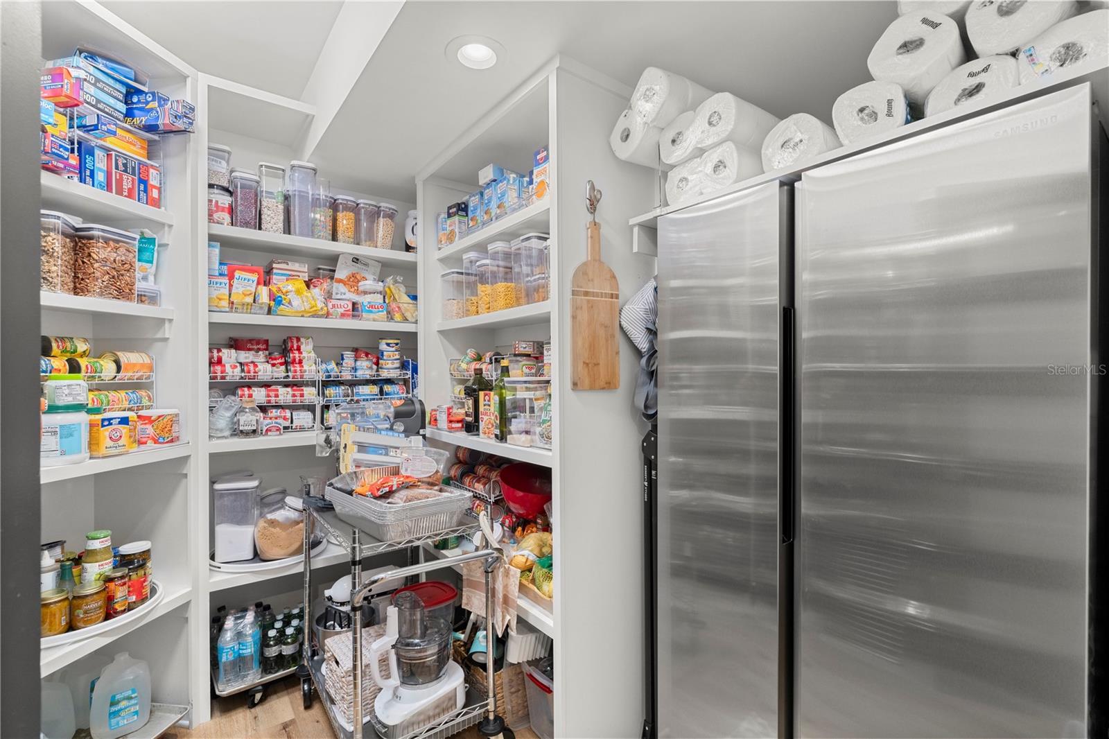 200 OCEAN CREST DR #312