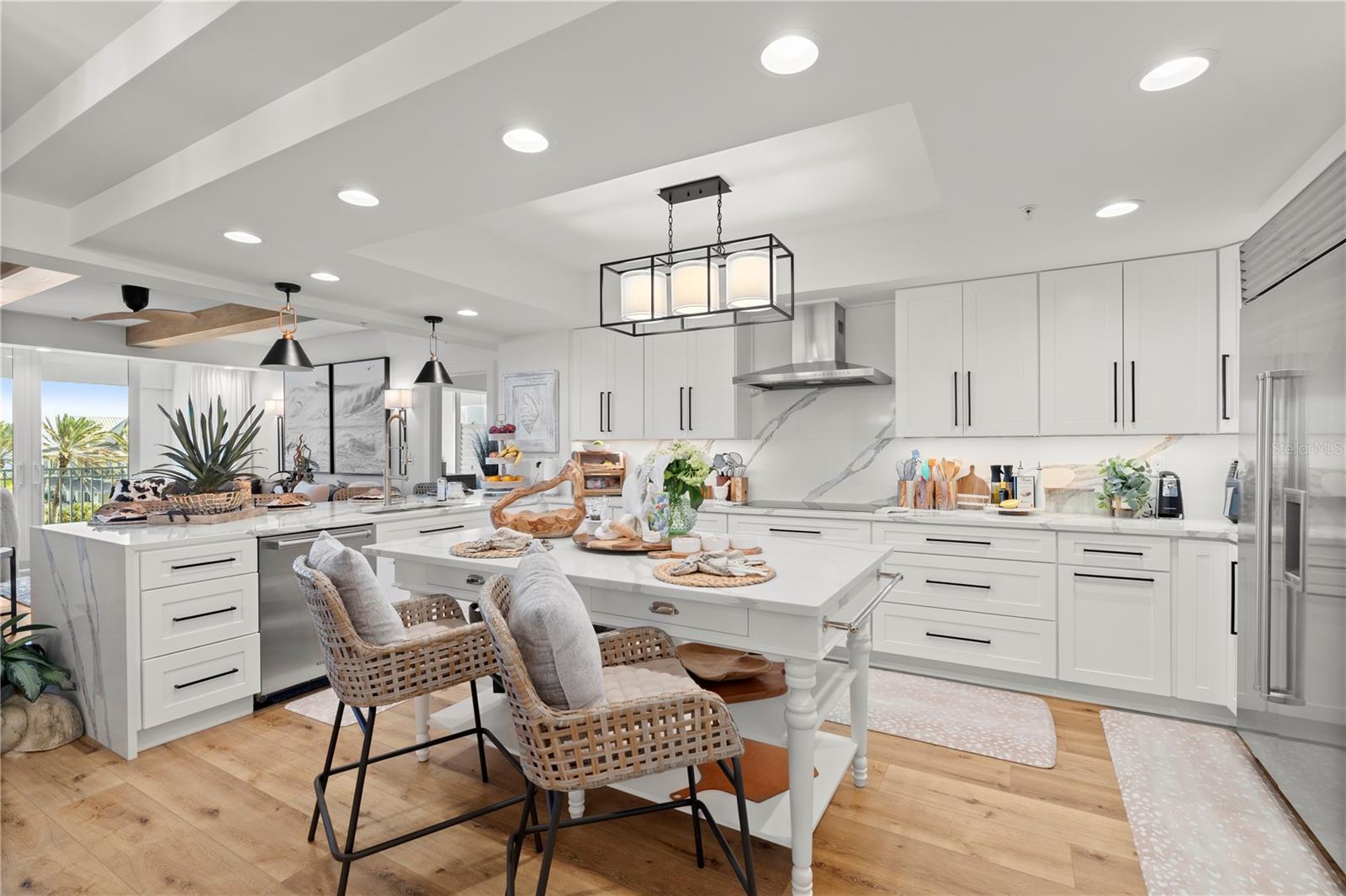 200 OCEAN CREST DR #312