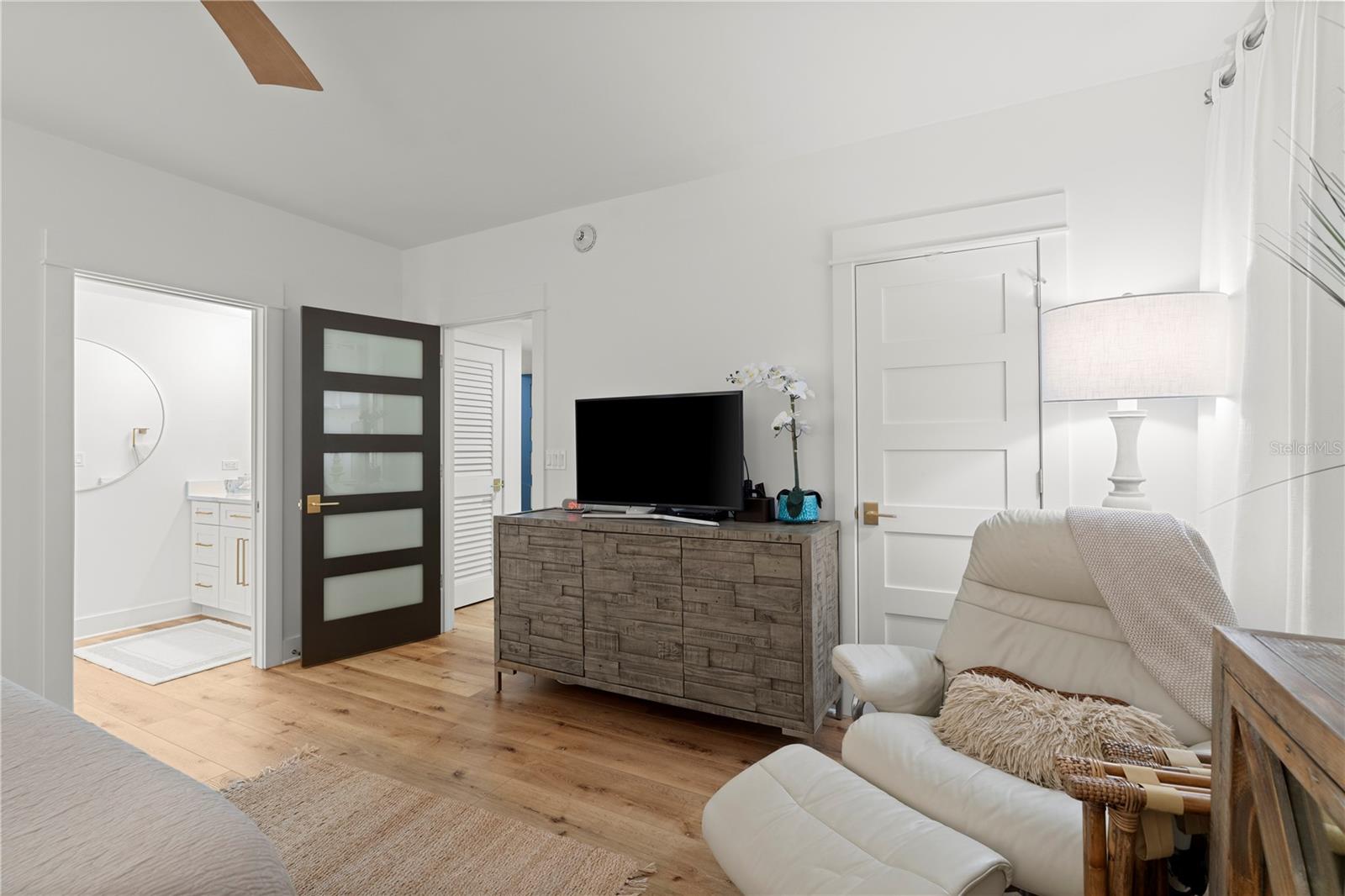 200 OCEAN CREST DR #312