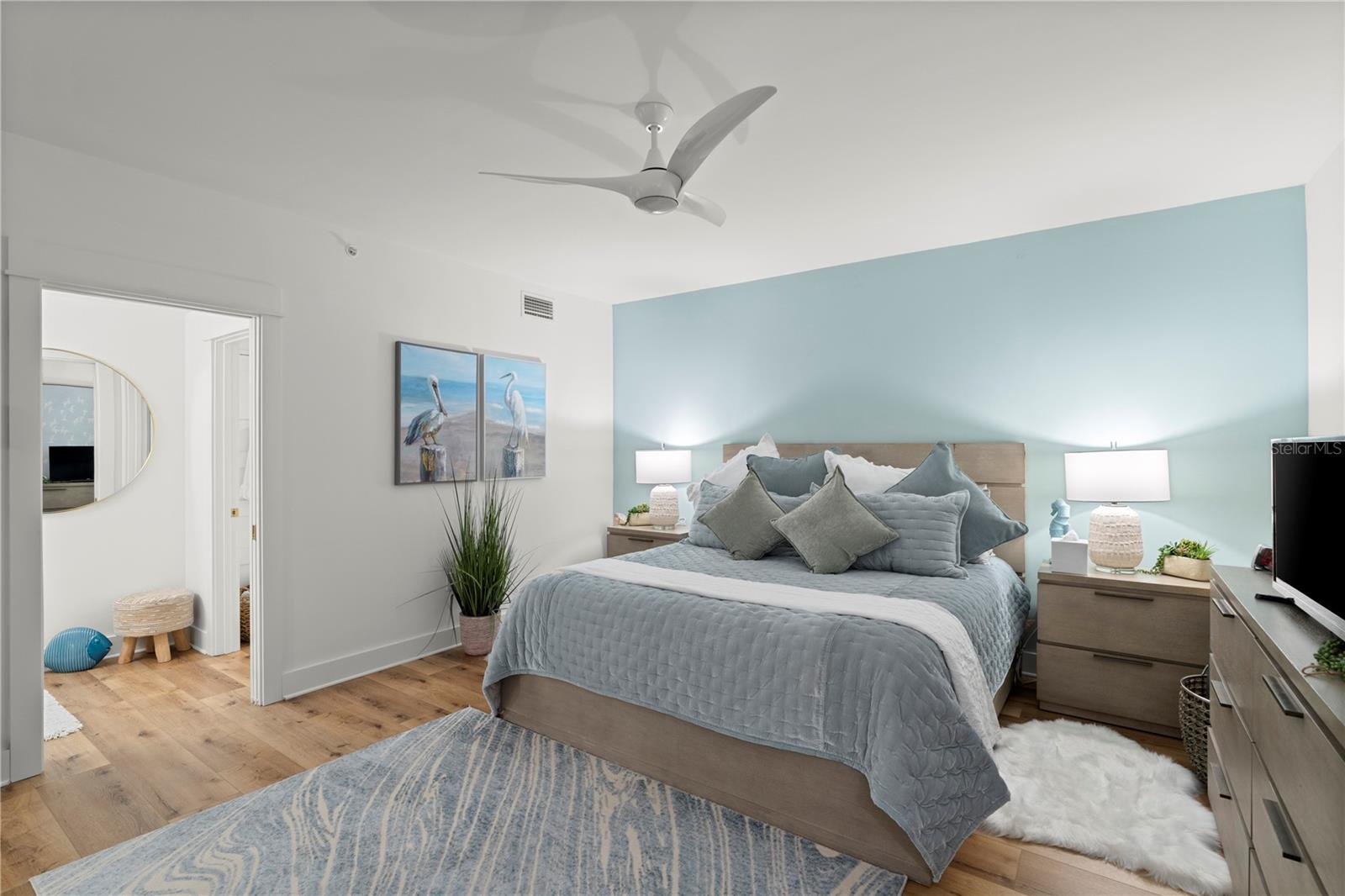 200 OCEAN CREST DR #312