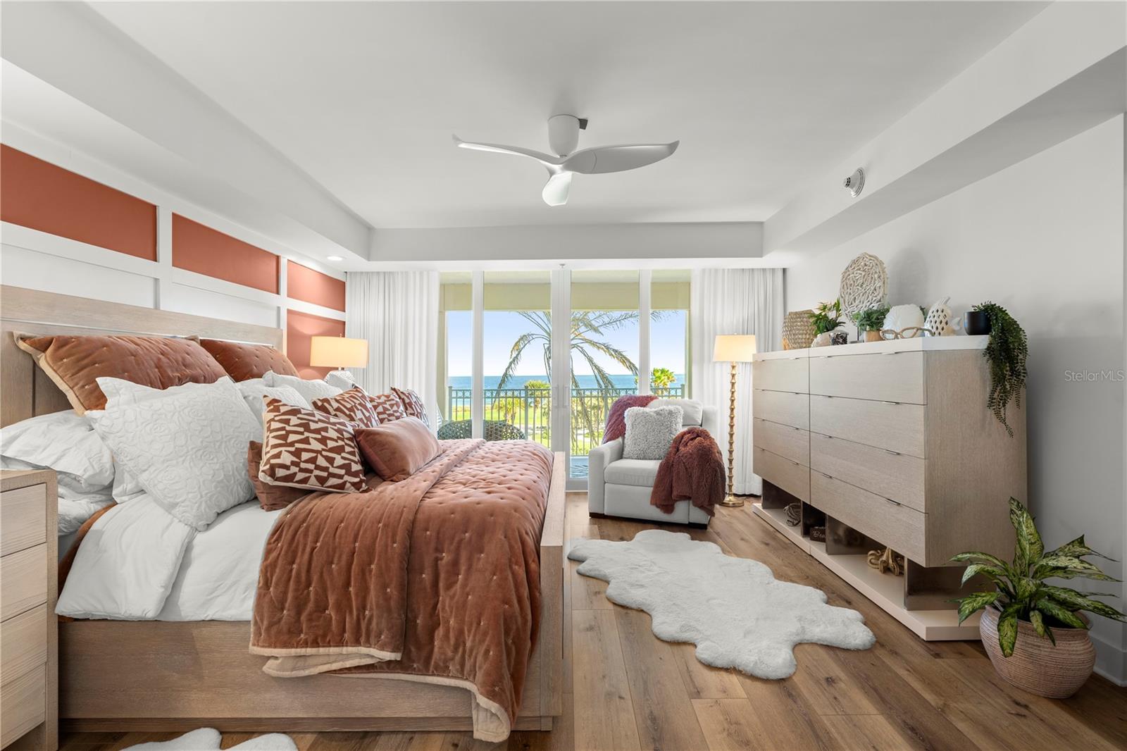 200 OCEAN CREST DR #312