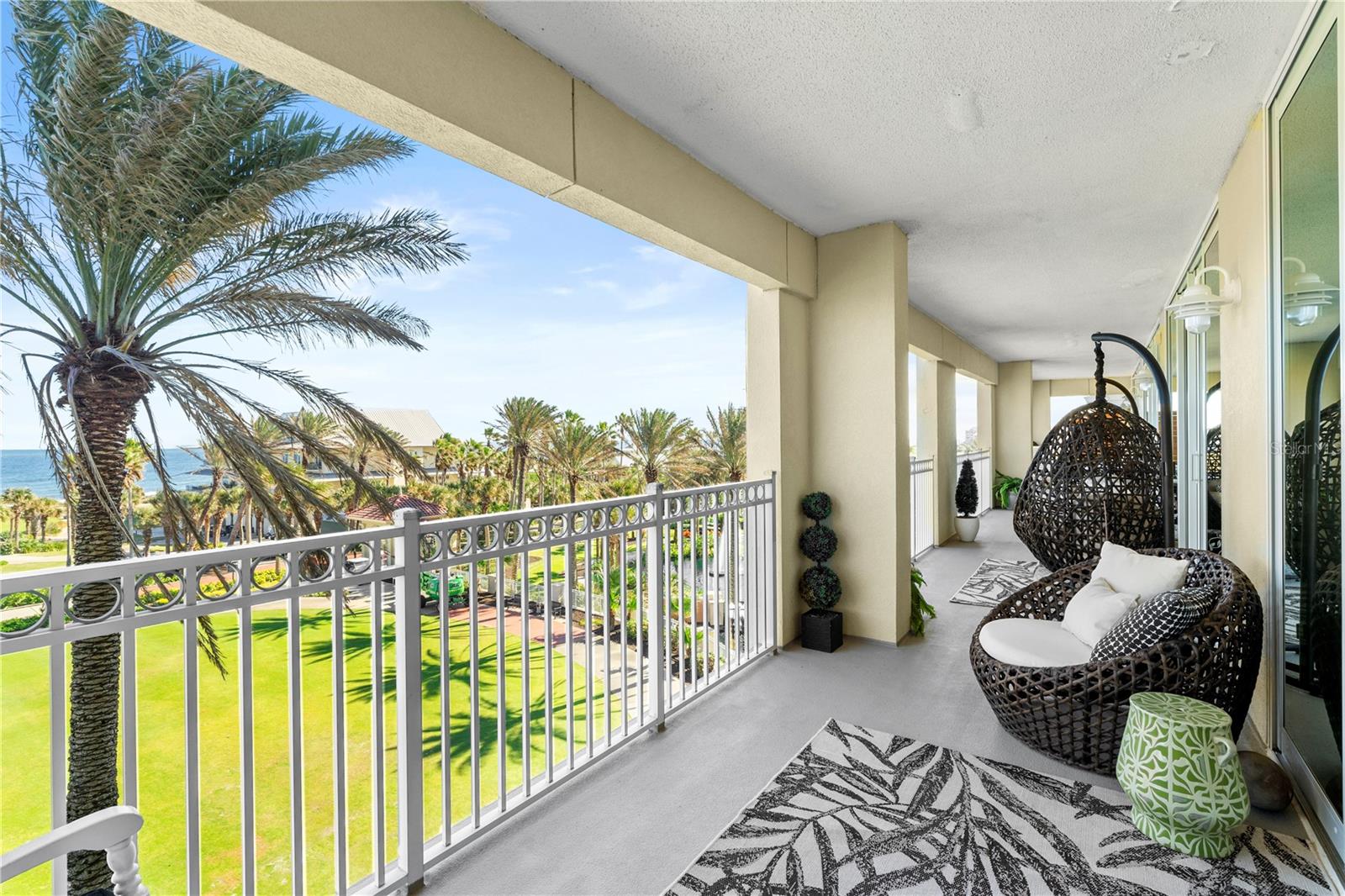 200 OCEAN CREST DR #312