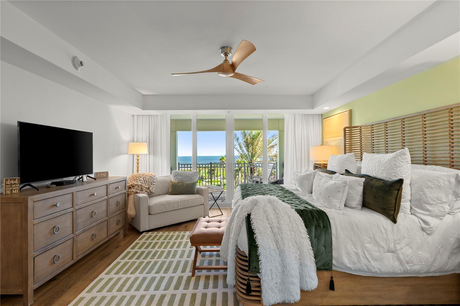 200 OCEAN CREST DR #312