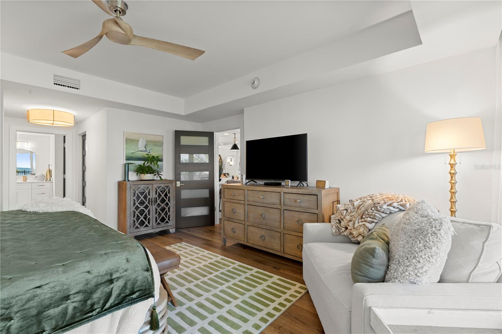 200 OCEAN CREST DR #312