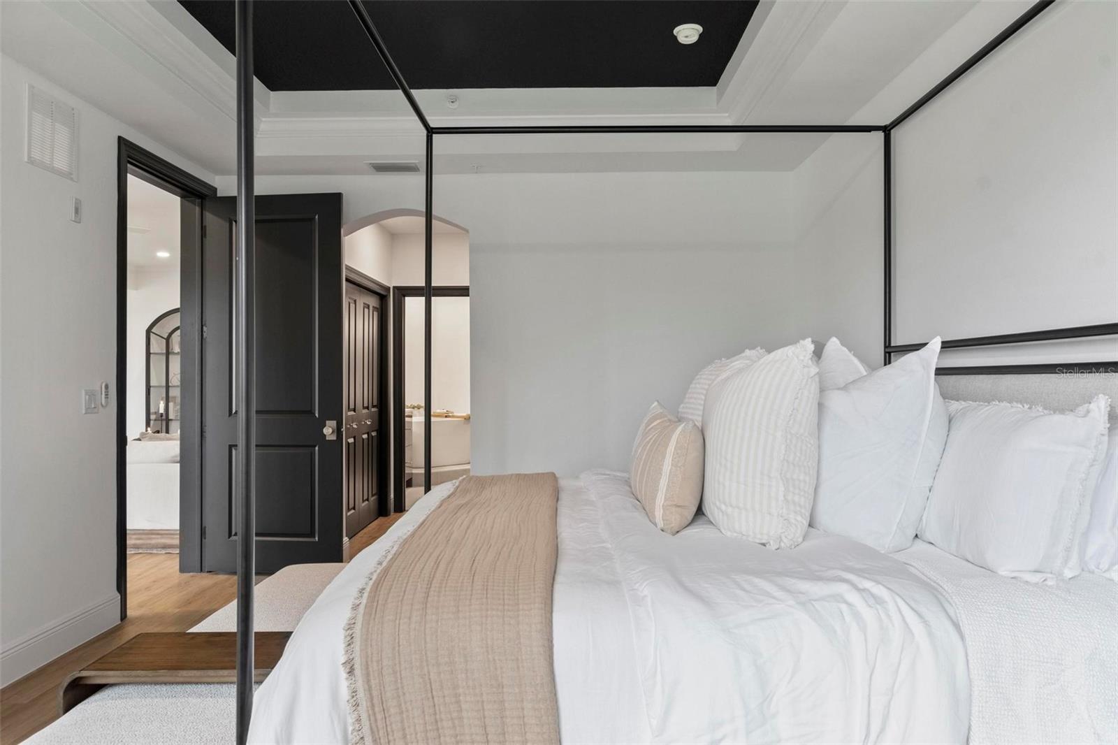 455 RIVERFRONT DR #A201