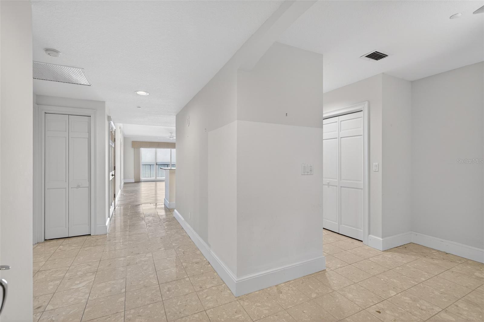 15 AVENUE DE LA MER #2305