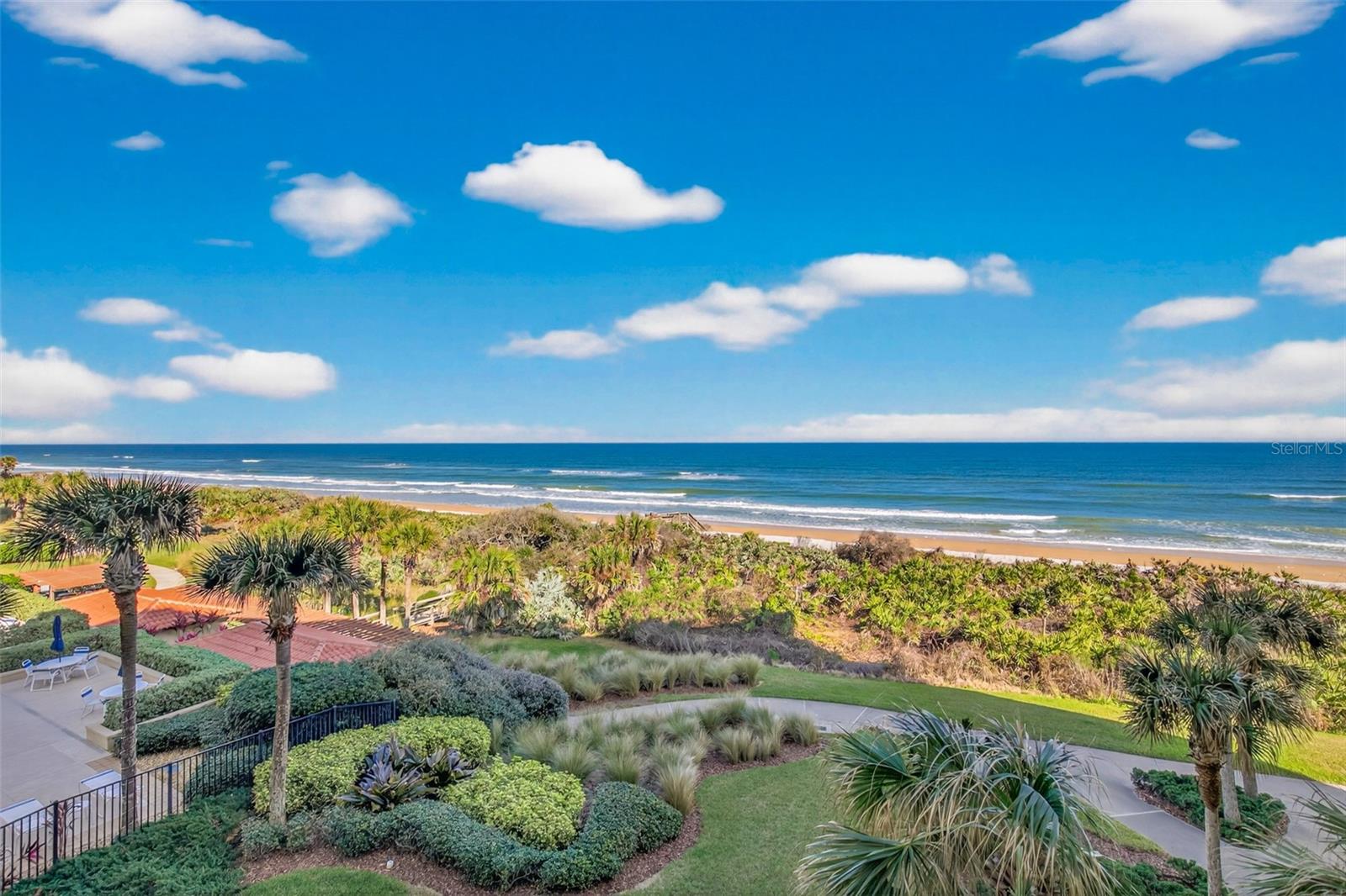 15 AVENUE DE LA MER #2305