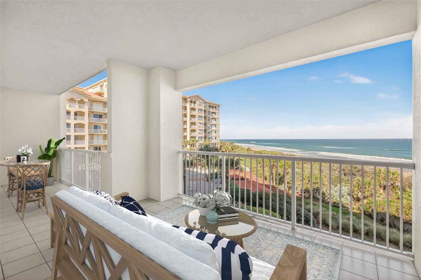 15 AVENUE DE LA MER #2305