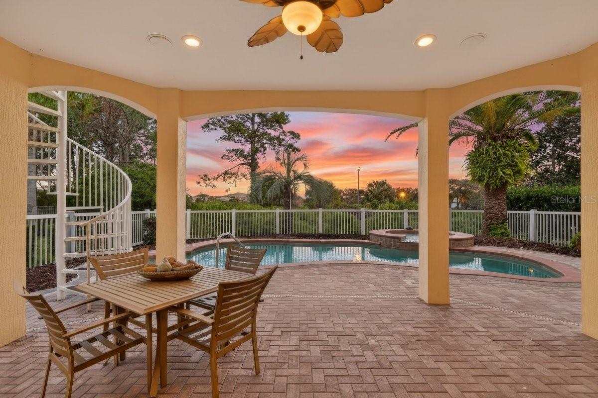 29 OAK VIEW CIR E