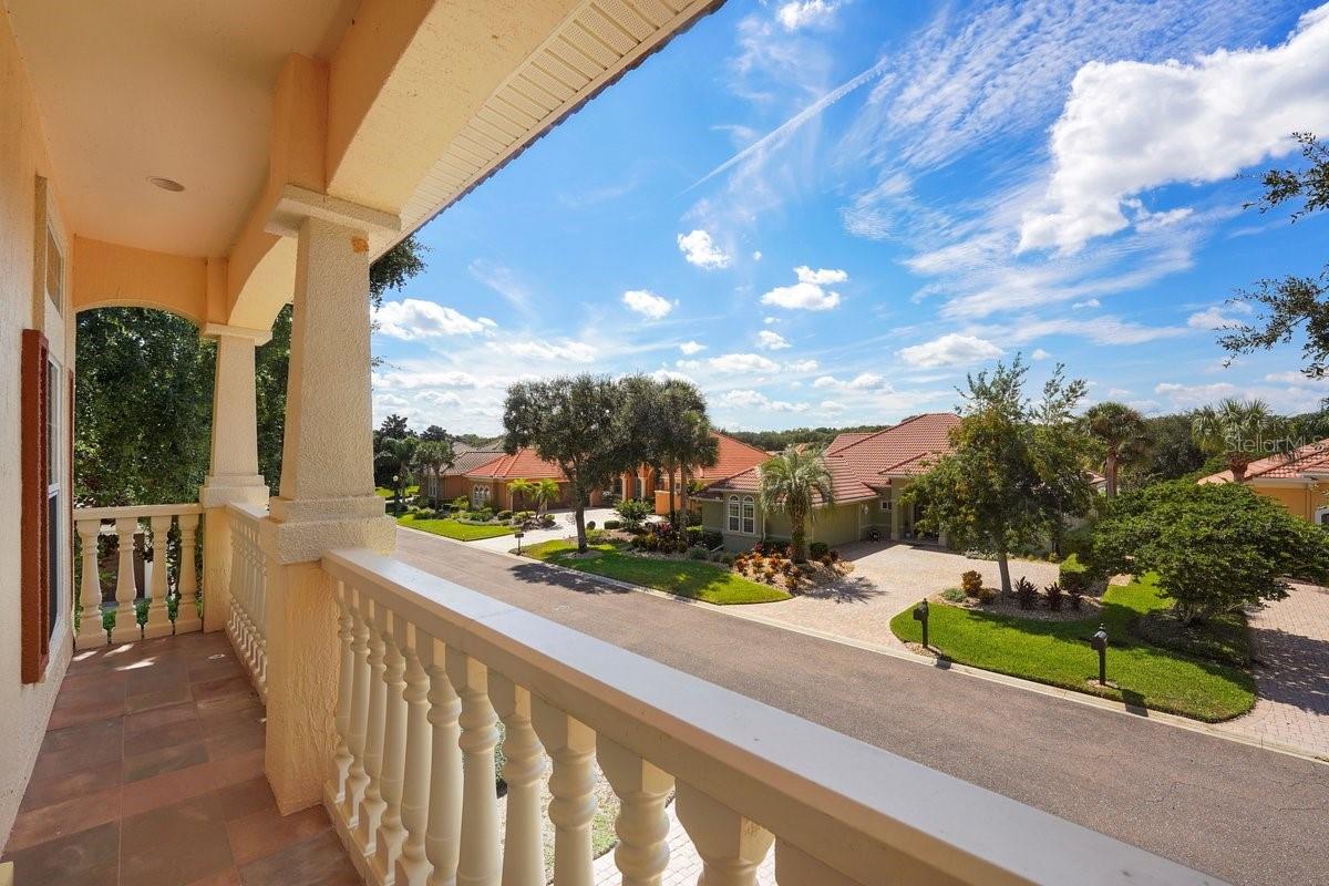 29 OAK VIEW CIR E